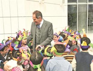 Minister objects to dervish moving eye