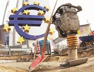 Spain’s economy heads toward financial crisis, external help