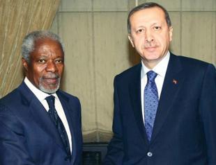 Turkish FM invites Kofi Annan to visit Syrians