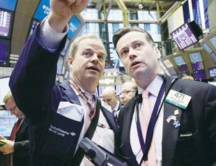 Investors feel the heat before Greek deadline