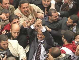 Brotherhood in Egypt looks to widen influence