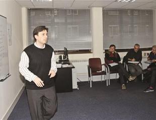 Foreigners flocking to learn Turkish in London