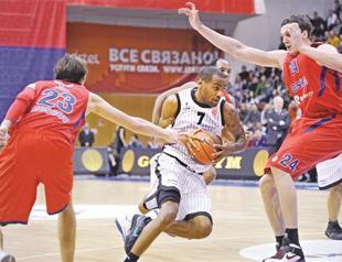 Final Four tickets close to selling out