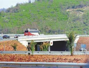 18 highways to connect north, south