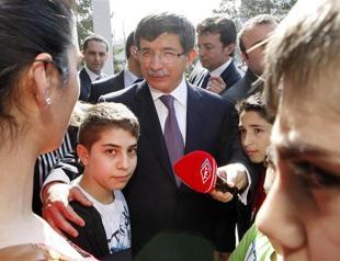 Turkish student to FM: Austrian teacher punched me