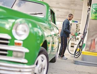 Oil prices slide on weak US unemployment data