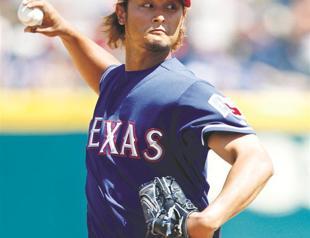 No dream MLB debut, but Darvish creates buzz