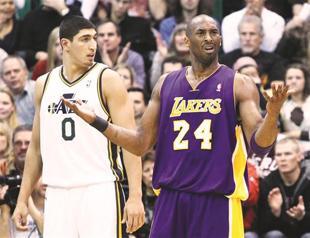 Kanter reaches career-best as Jazz beat Lakers