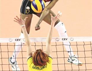Galatasaray through to CEV Cup final