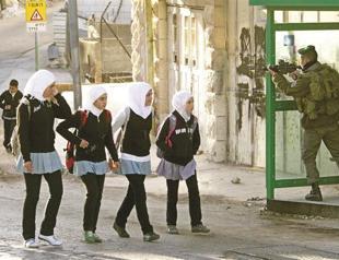 Fears of Palestine integration leads Israeli PM to peace table