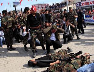 Armenian soldier in eastern Turkey battle re-enactment hurt for real