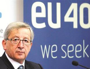 Juncker calls for eurozone discipline after Austria gaffe