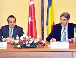 Turkeys EU minister compares accord to Hagi’s goals