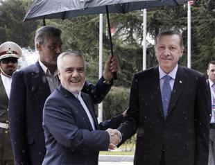 Iran shows ire over Turkeys stand on Syria, sanctions