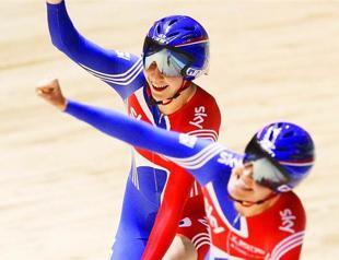 Britain takes gold in team pursuit