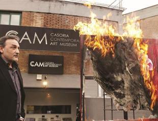 Museum burns its artworks for protest
