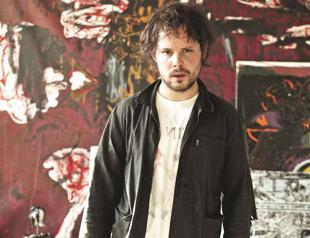 Discovering the world of art through surreal poetic words