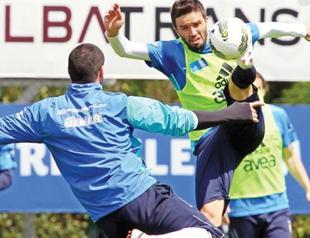 Fenerbahçe aims to translate derby form to cup semi