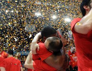 Olympiacos crowned Europes best in Istanbul