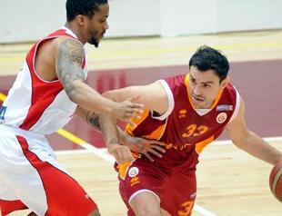 Istanbul giants clash in the TBL semifinals