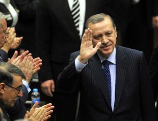 Turkey PM accuses Damascus of holding two journalists