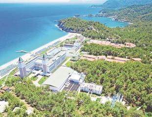 Antalya too costly for local tourists, Aegean preferred