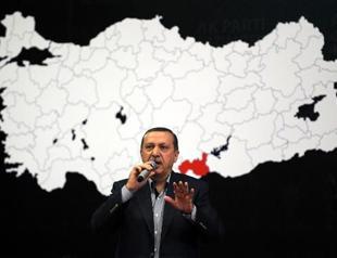 Turkish borders to remain open to fleeing Syrians: PM