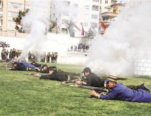 AKP government scales down national day festivities