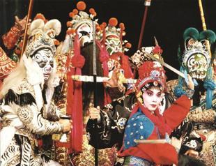 Beijing Opera on stage at Fulya Center