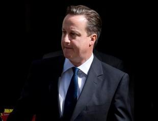 Britains Cameron says eurozone must make up or break-up