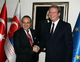 Turkey, EU bid to inject new momentum in talks