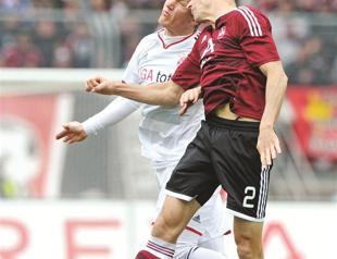 Bayern concedes title race, focuses on Real