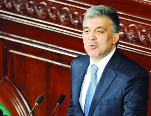 Turkish president celebrates the World Art Day