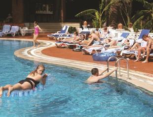 Mediterranean firms mull ways to draw tourists back