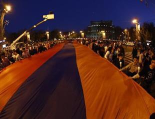 Armenians launch large campaign against Turkey