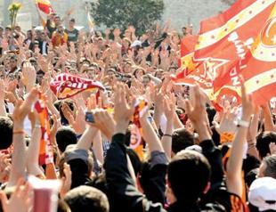 Doubts and protests grow on rigging rule in Turkey