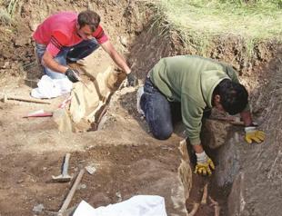 Dam causes locals to relocate graves