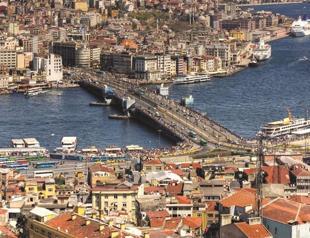 Reference book introduces historical Istanbul buildings in English