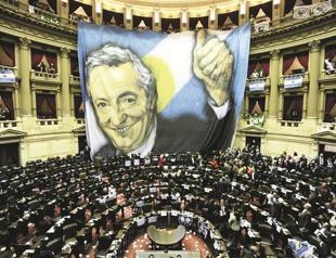 Argentinean lawmakers OK nationalization of Repsol arm