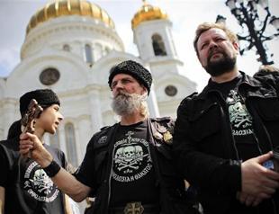 Punk band arrest at heart of Russia church feud
