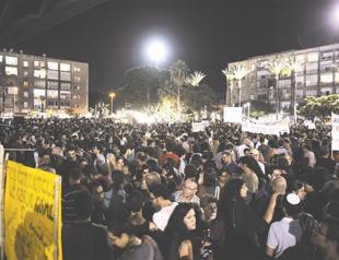 Israelis demonstrate against cost of living