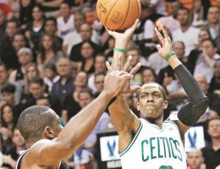 Boston turns up the heat on Miami