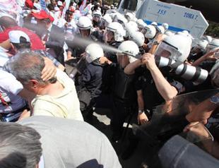Workers gassed at Ankara Labor Day rally