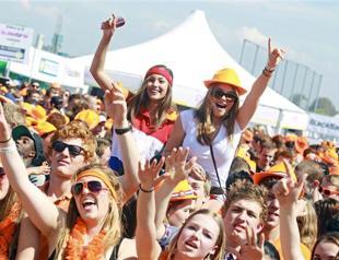 Istanbul celebrates the Dutch Queen’s birthday with shows