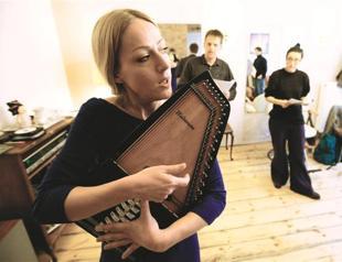 Berlin’s yodel school renews Turkish district Kreuzberg