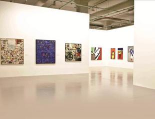 Burhan Doğançays 50-year career on display at Istanbul Modern