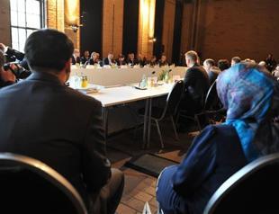 German Islam forum hits out at extremism, forced marriage