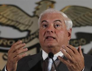 Panama leader denies sex and corruption accusations