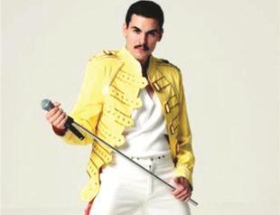 Queen tribute band in town