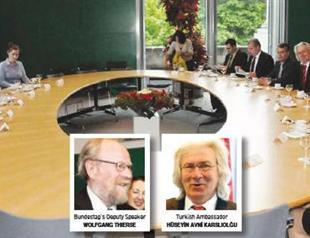 Jailed MPs row clouds German, Turkish meeting